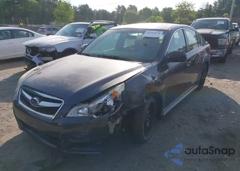 2011 Subaru Legacy 2.5I z USA, uszkodzony, nr VIN 4S3BMBA6XB3250150